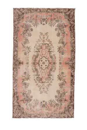 'Darwin' Vintage Turkish Distressed Area Rug- 4'7.5'' x 8'4''