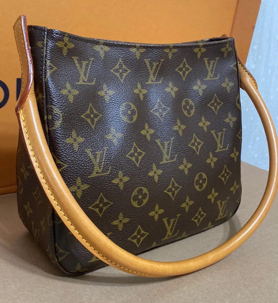 Louis Vuitton Monogram Canvas Looping MM Shoulder Bag