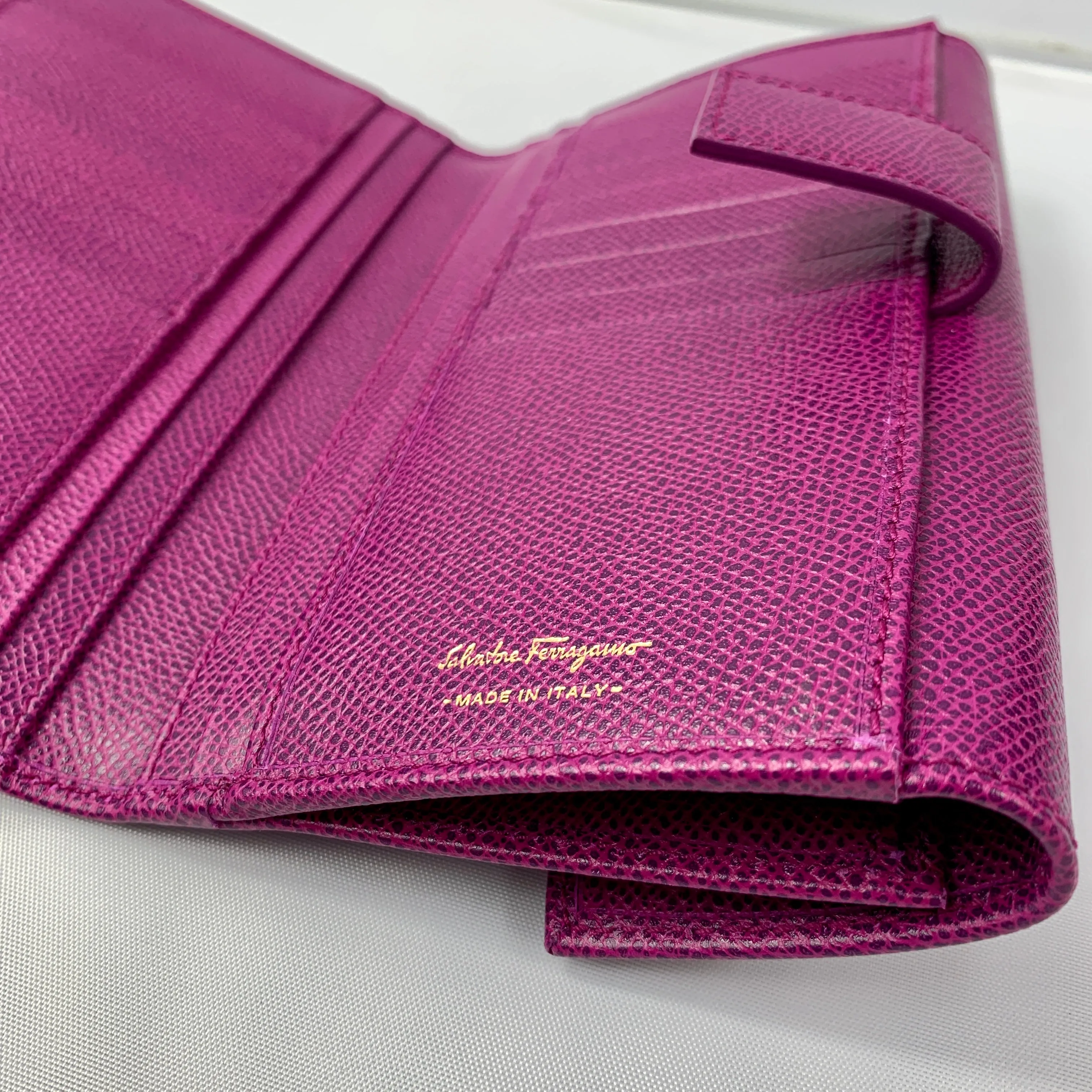 Salvatore Ferragamo Icona Continental Wallet