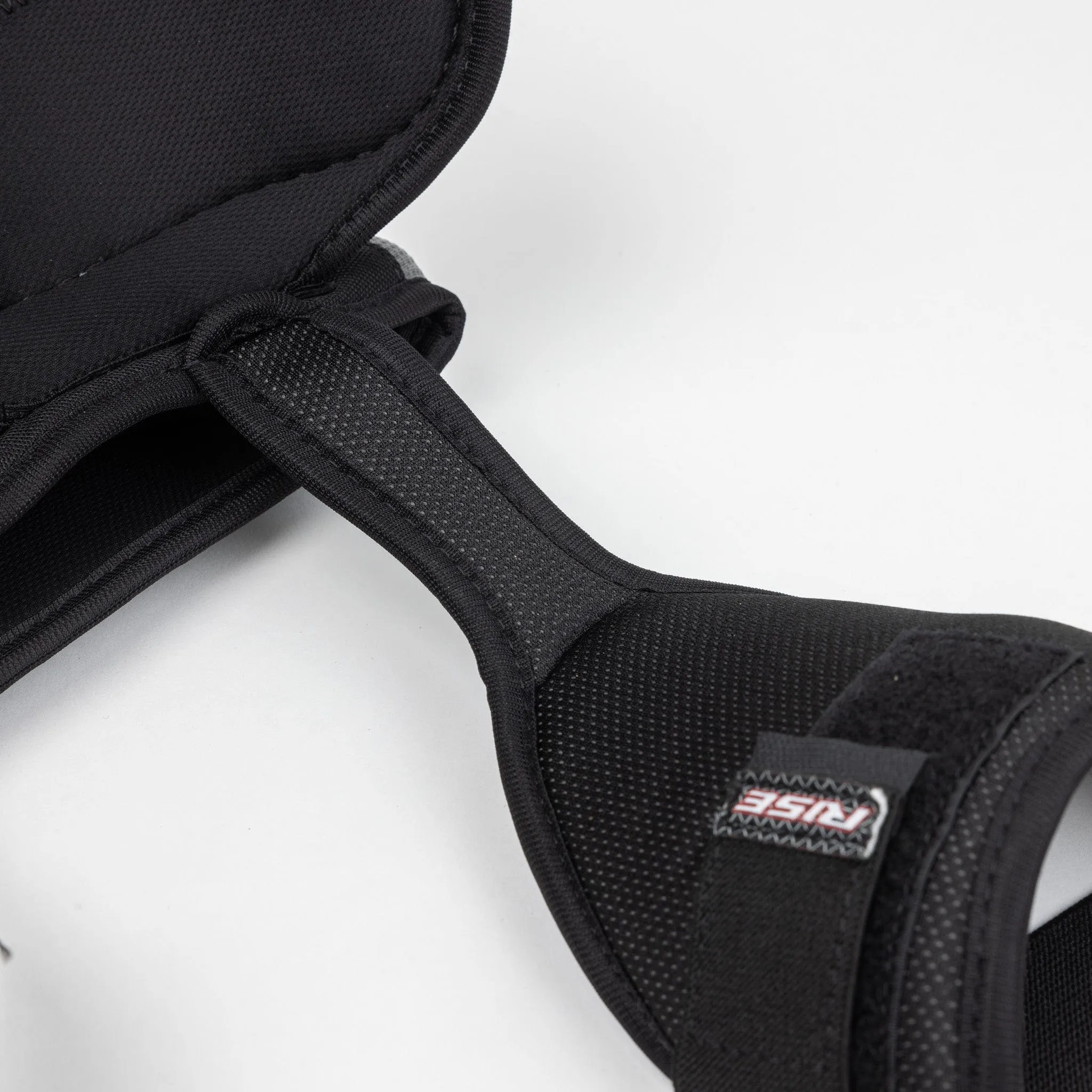 Warrior Rise Junior Hockey Shoulder Pads